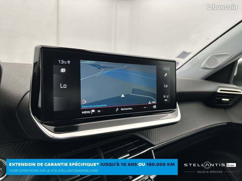 Peugeot 2008 PureTech 130 S&S EAT8 Allure Business (image 10)