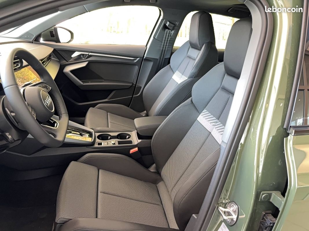 AUDI A3 Sportback 40 TFSI e Hybride rechargeable 204 S tronic 6 S line (image 12)