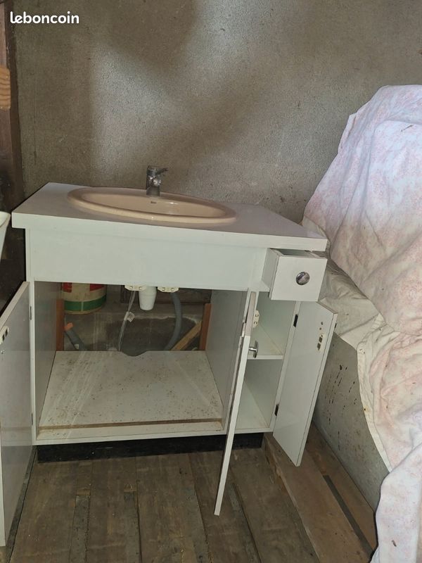 Meuble salle de bain (image 1)