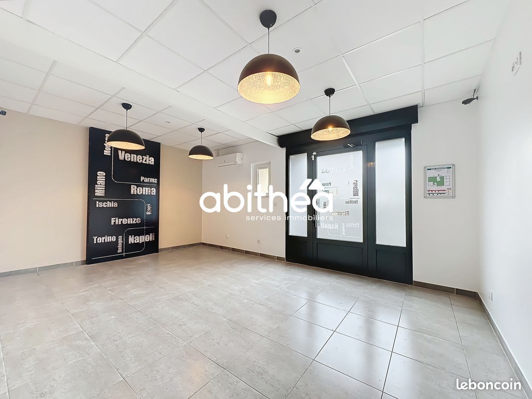Local commercial 40 m² Montady (image 3)