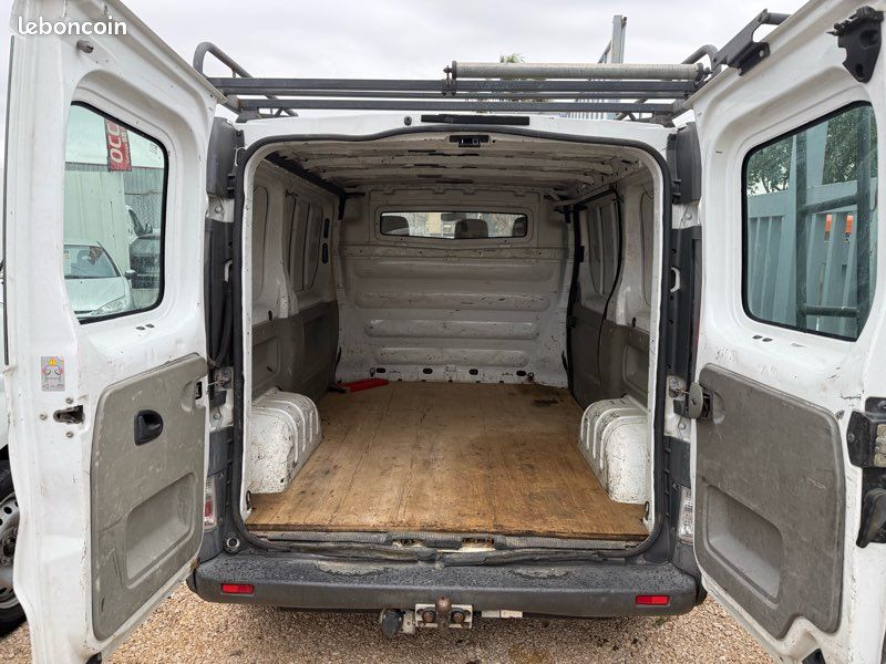 Renault Trafic 1.9 DCi - 2eme Main avec Galerie et Attelage ✅ (image 4)