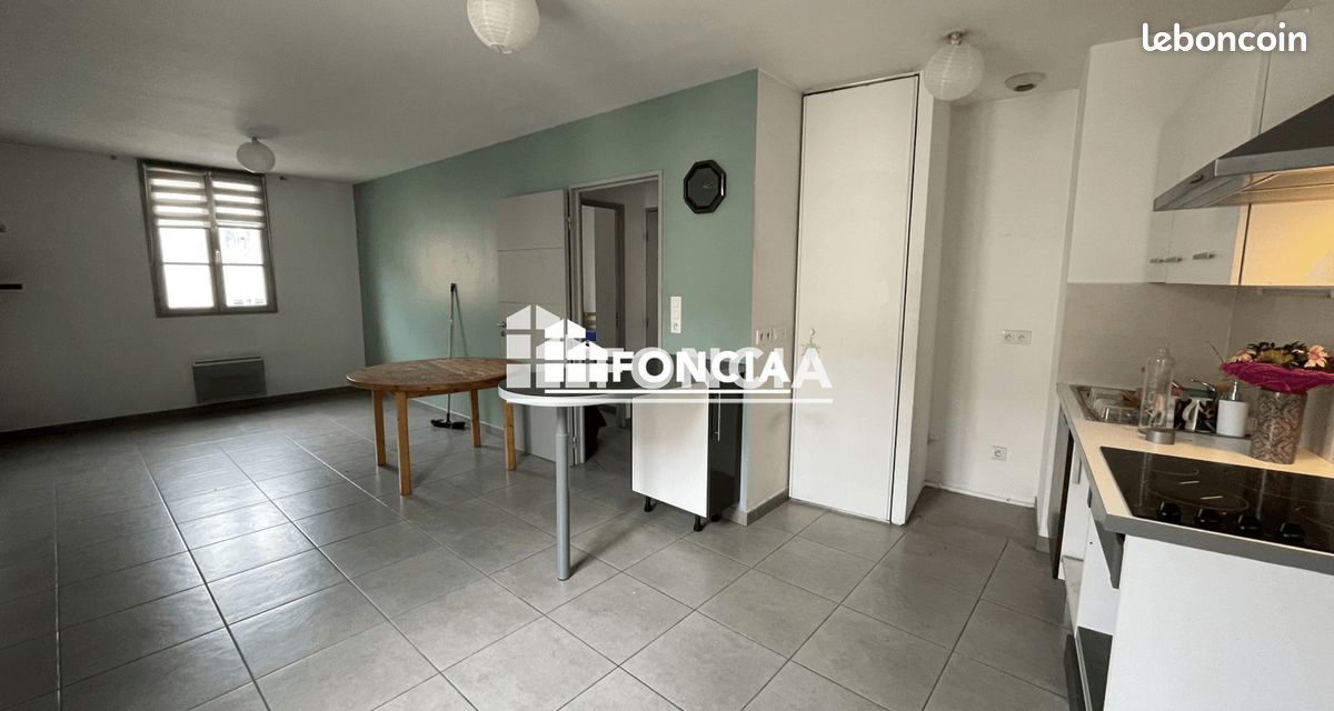 Appartement 2 pièces 46 m² · à Neuville-sur-Saône · 46 m² · 670 €/mois