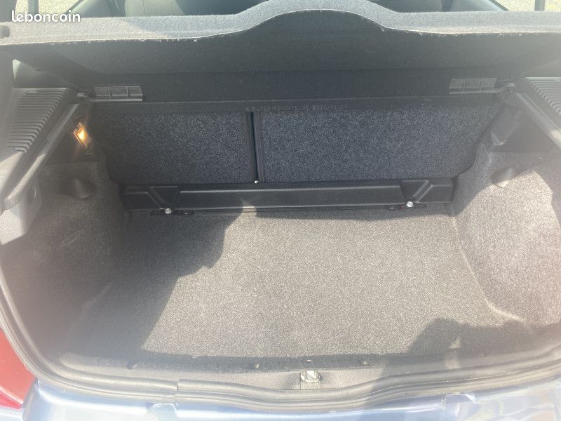 Renault CLIO II CAMPUS 1.5 DCI 85CH [URL masquée pour votre sécurité] 5P (image 9)
