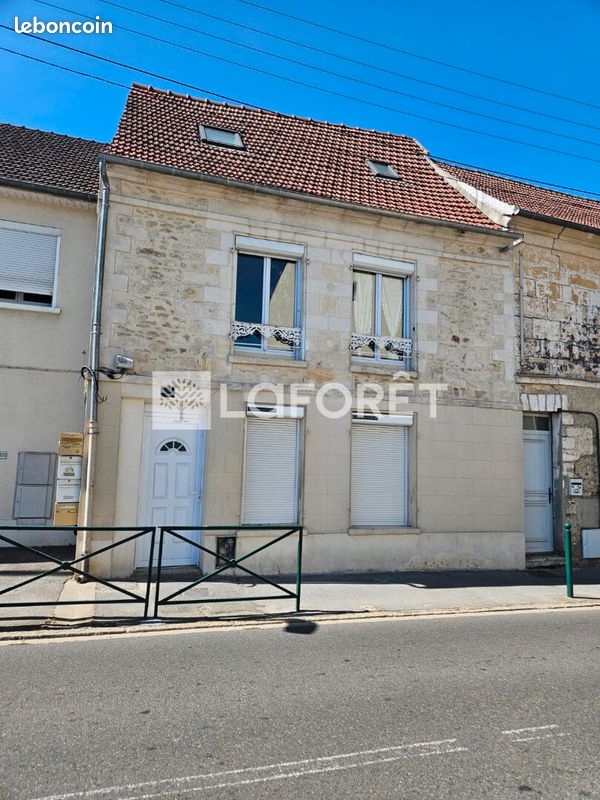 Appartement 2 pièces 35 m² · à Clermont · 35 m² · 82 000 €