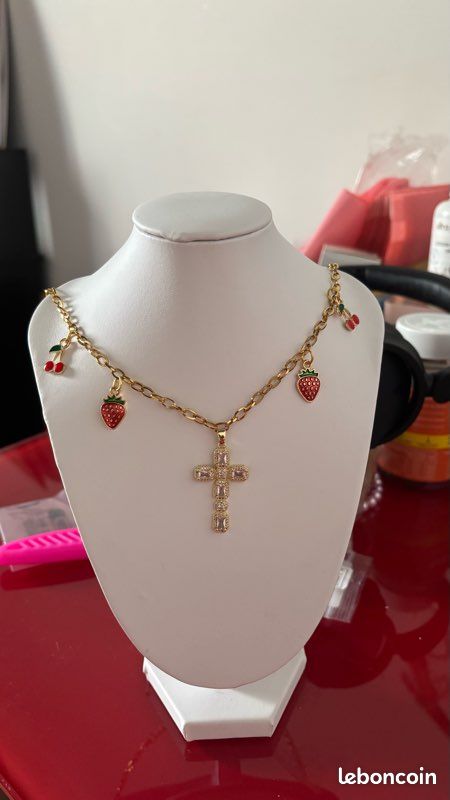 Collier chrétien (image 2)