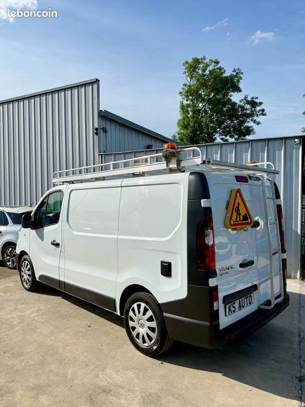 HT:14575 Renault Trafic L1H1 2.0dci 120 80000km/1ere Main/Galerie/Gps/Gruau/TVA/17490 TTC (image 4)