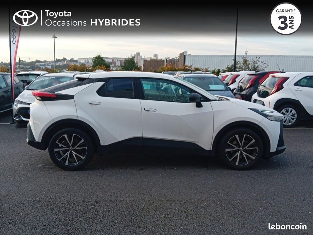 Toyota C-HR 1.8 Hybride 140ch Design MY25 (image 38)