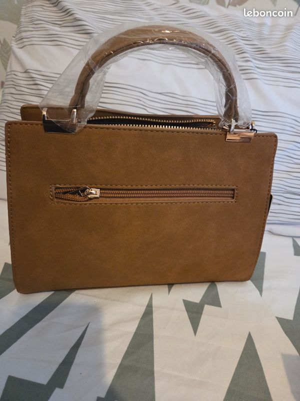 Sac à main élégant de la marque Torrente (image 10)