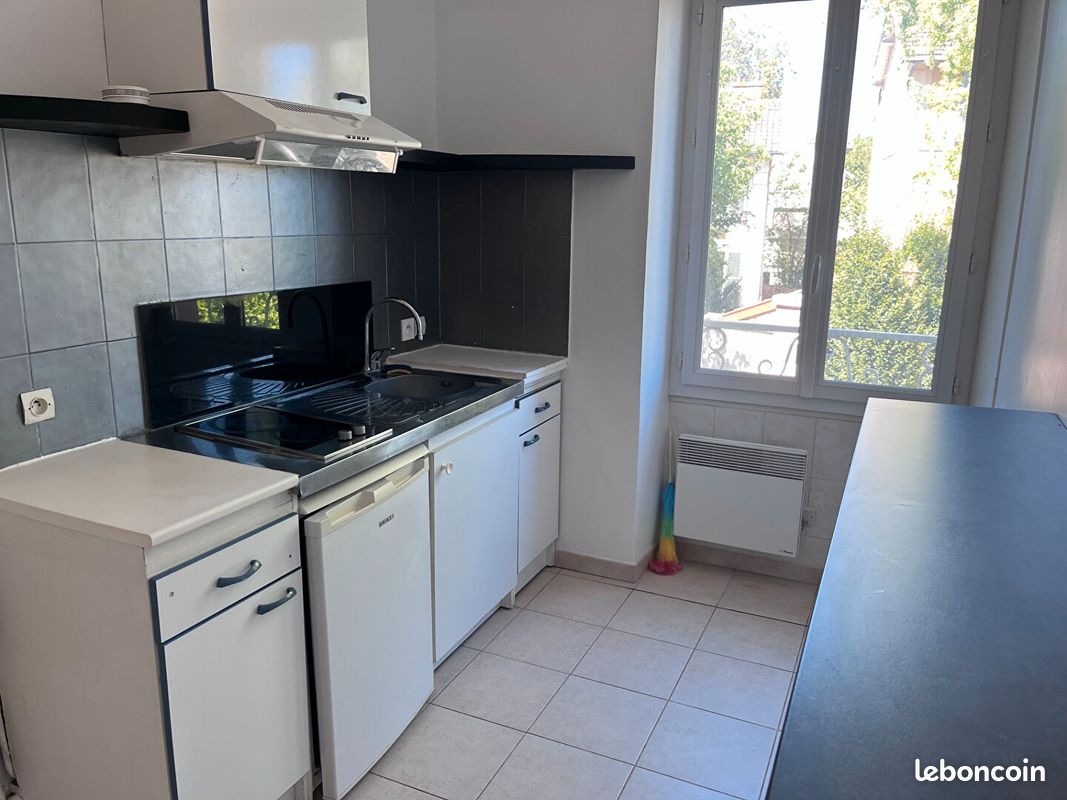 Appartement 1 pièce 21 m² · à Villennes-sur-Seine · 21 m² · 550 €