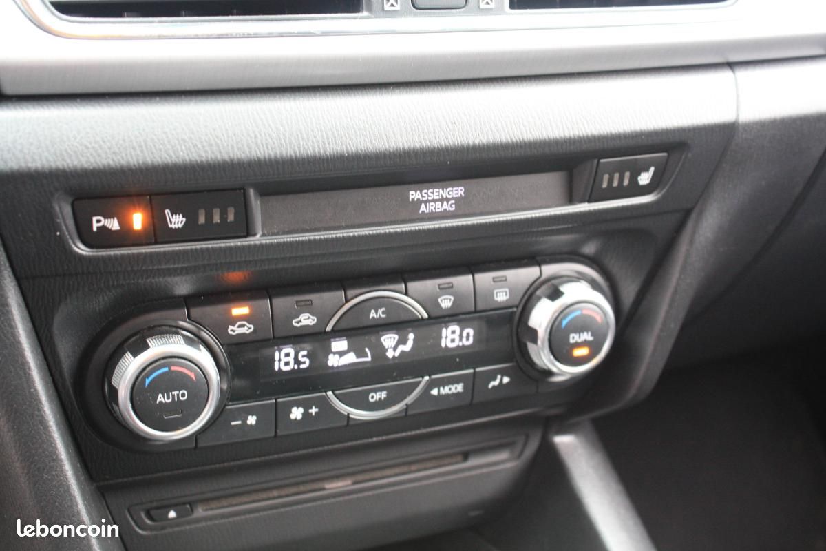 Mazda 3 III 2.2 150 Dynamique 5p (image 20)