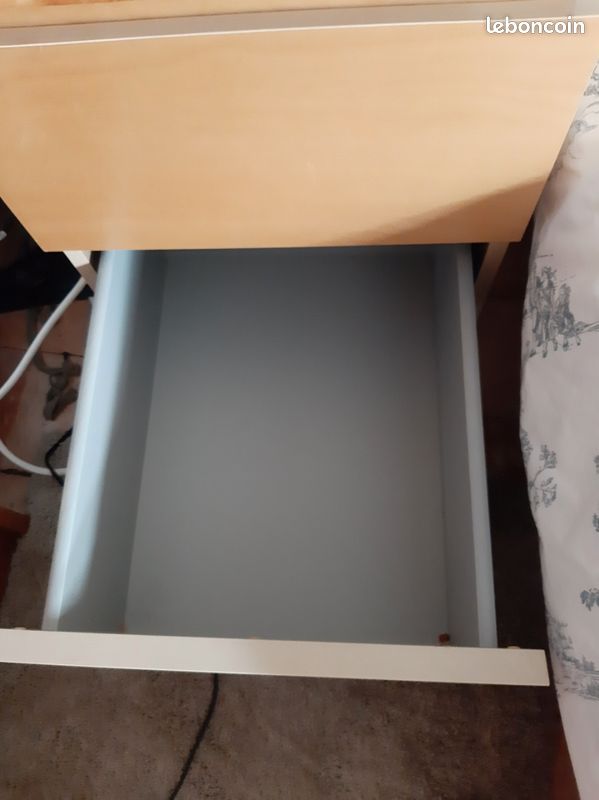 2 tables de chevet (image 5)