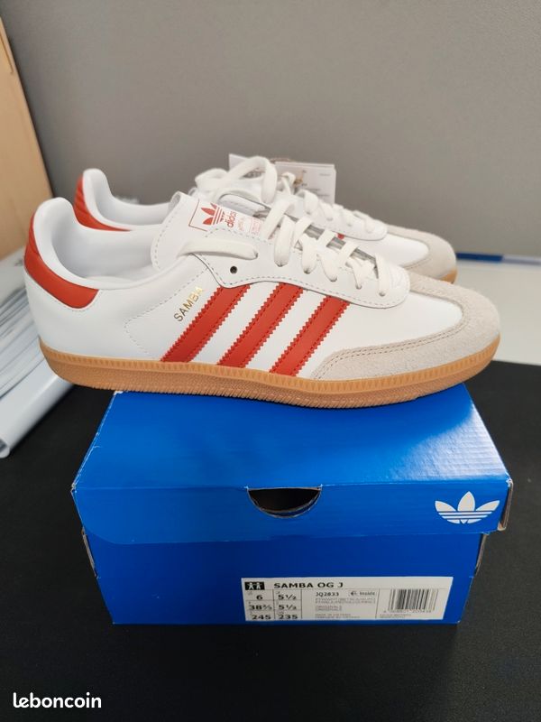 adidas gazelle silver green womens adidas Originals Samba Lt Crystal White / Dark Blue  Trs Bien