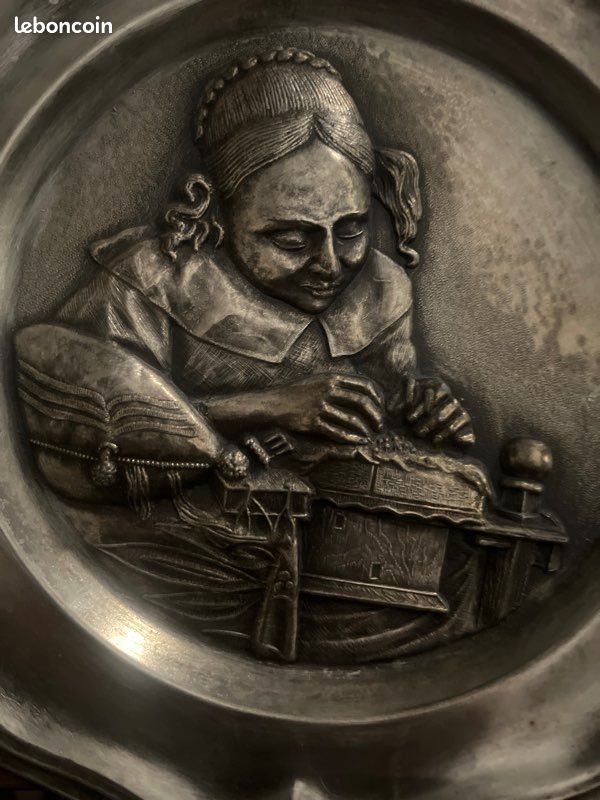 Assiette en étain (image 2)