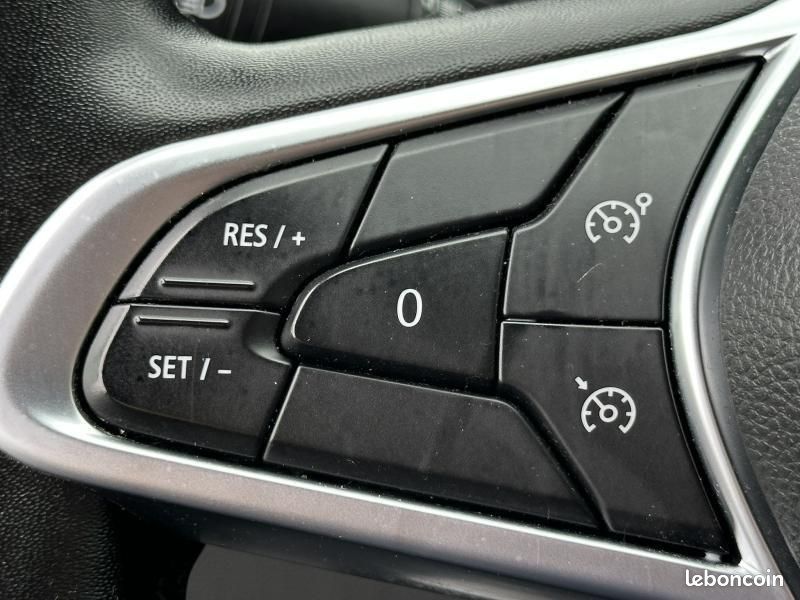 Renault Clio 1.6 E-Tech hybride 140ch Business -21N (image 19)
