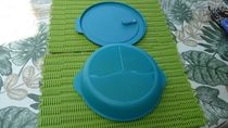 Assiette Compartimentée Avec Couvercle Tupperware - Diamètre 25 Cm - Neuve