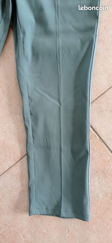 Pantalon chic court femme T 44 Damart (image 9)