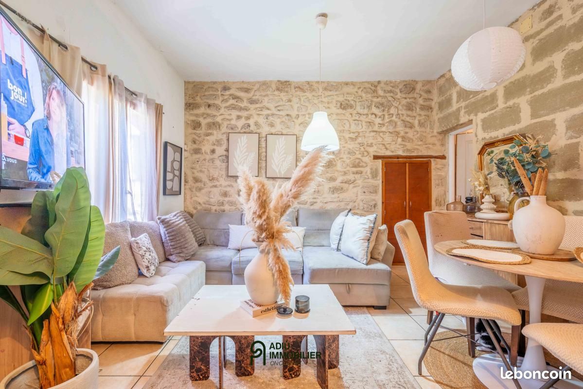 Appartement 5 pièces 152 m² · à Uzès · 152 m² · 195 000 €