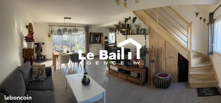 https://img.leboncoin.fr/api/v1/lbcpb1/images/0d/25/ac/0d25acf5da9868e30122b082ac7fefa0c5b41d2c.jpg?rule=ad-image
