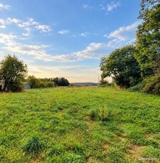 Terrain 2000 m² · à Gennes-Val-de-Loire · 2 000 m² · 65 500 €