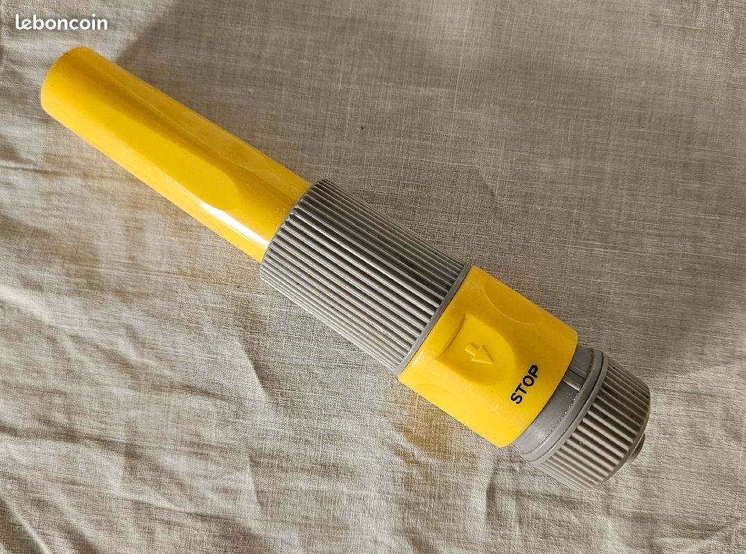 Embout arrosage Gardena et adapter Stop (image 1)