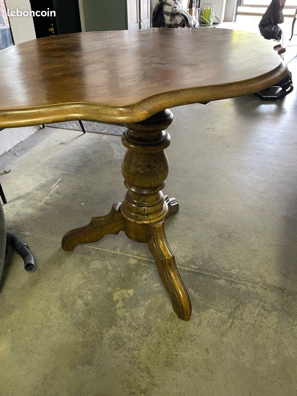 Table violon (image 1)