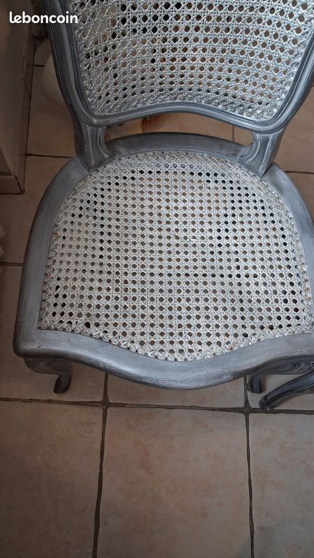 Ensemble 2 chaises et table d'appoint (image 3)