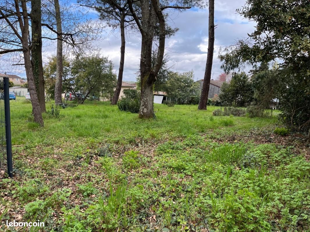 Terrain 490 m² Cavignac · 49 000 €