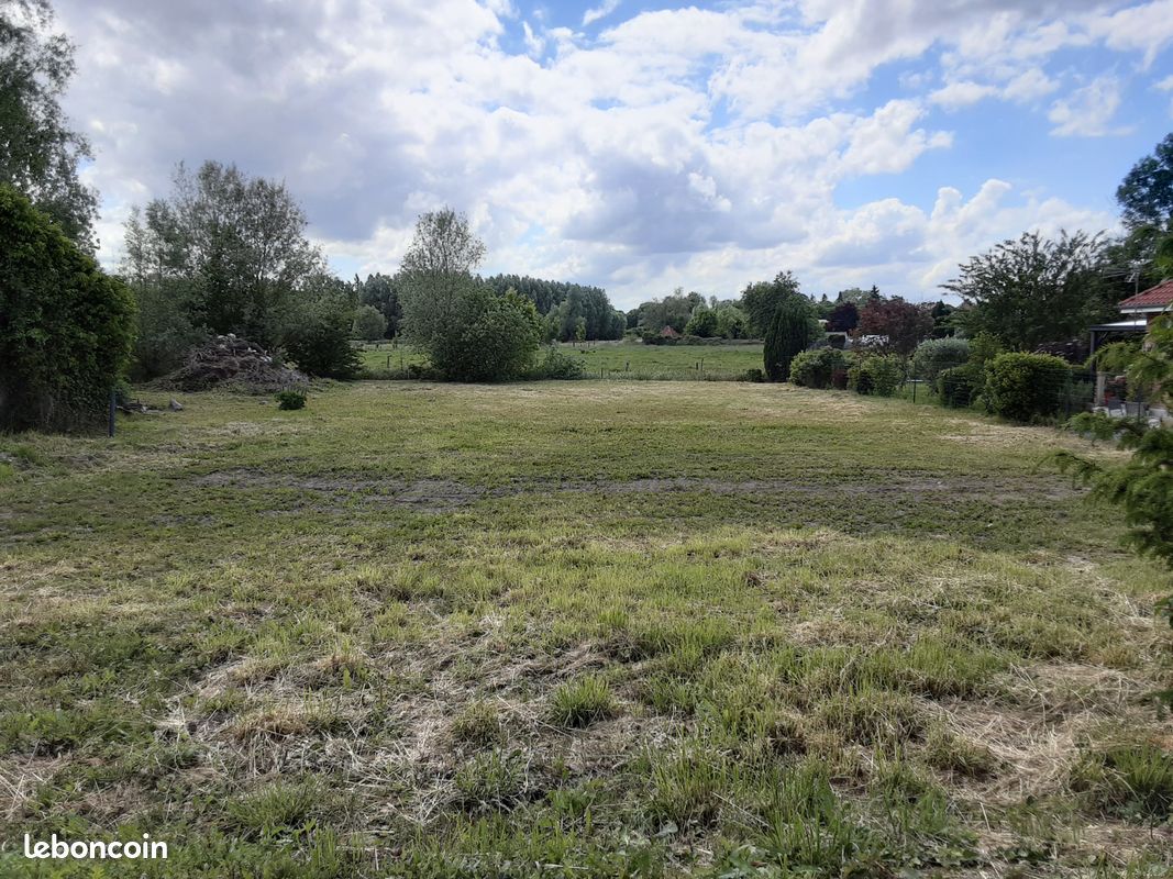 Terrain à vendre · à Aire-sur-la-Lys · 73 000 €