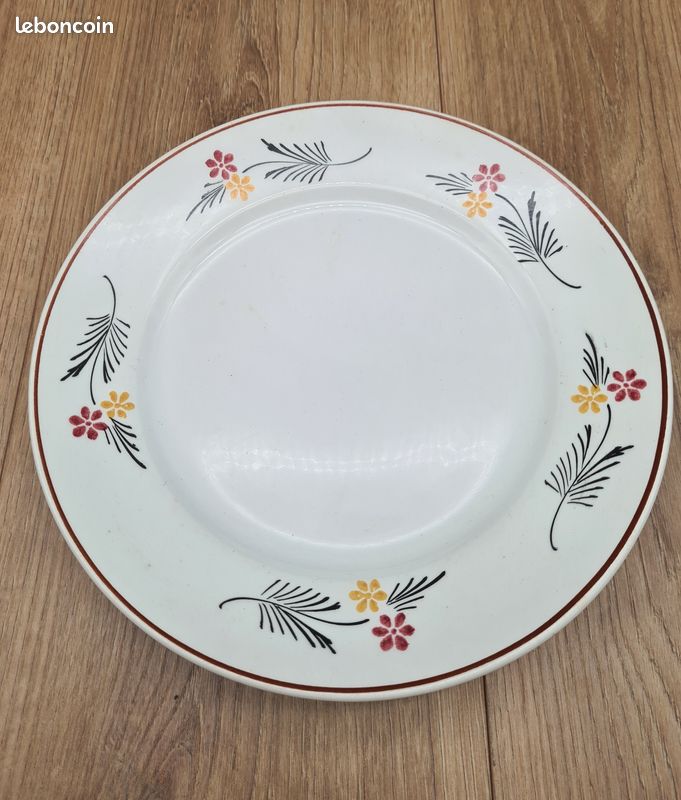 Compotier, Plat de service sur pied, Céramique de St Amand , années 50, 60 - J45 (image 5)