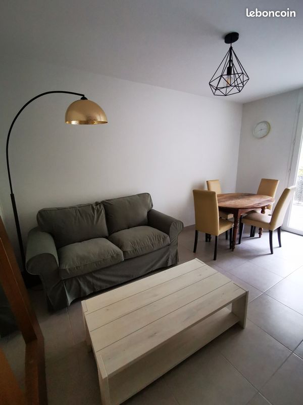 Appartement 2 pièces 45 m² · à Fontaine · 45 m² · 720 €/mois