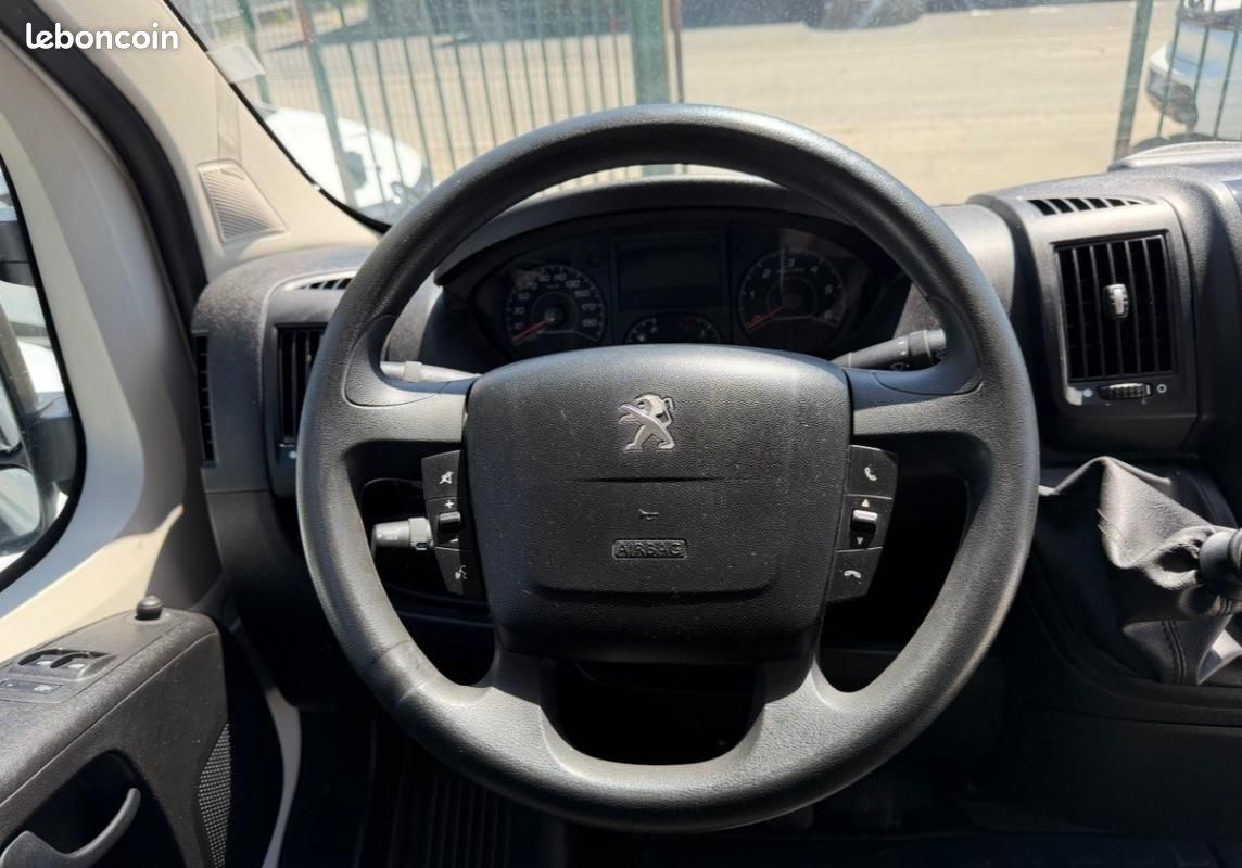 Peugeot Boxer FOURGON TOLE335 L2H2 bluehdi 120 PRO*2021* TVA RECUPERABLE (image 4)