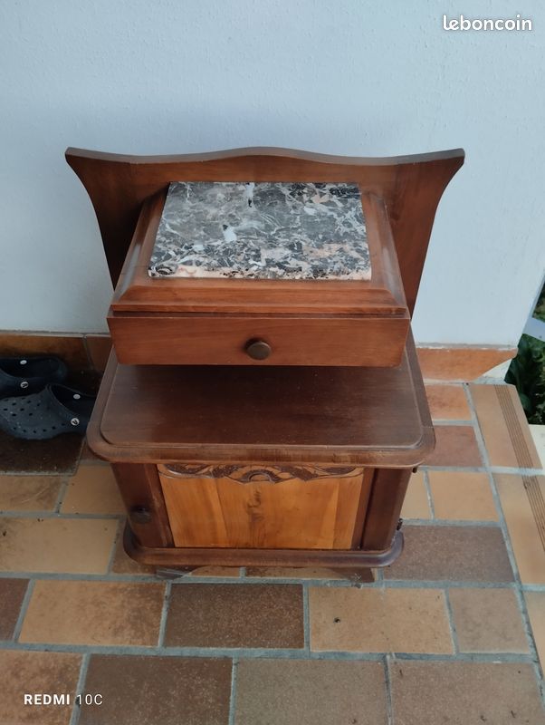 Table de chevet en bois (image 2)