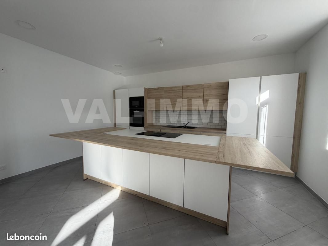 Maison 7 pièces 120 m² · à Lécluse · 120 m² · 167 900 €