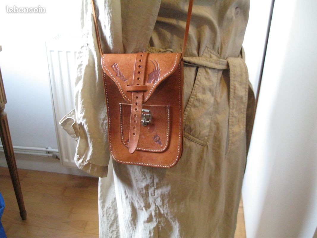 Petit sac cuir brut bandoulière 20/14/4,5 cm (image 7)