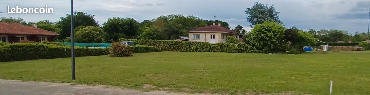 Terrain constructible · à Roquefort · 32 000 €