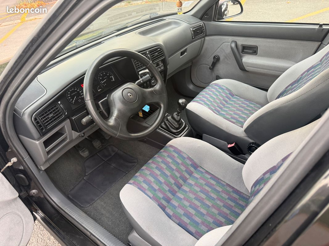 Renault 19 chamade 1.4 essence (image 7)