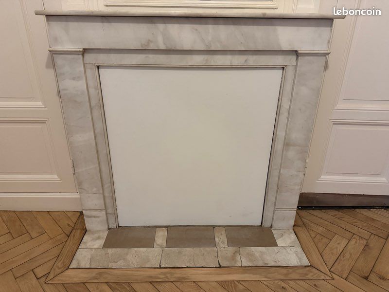 Cheminée en marbre (image 1)
