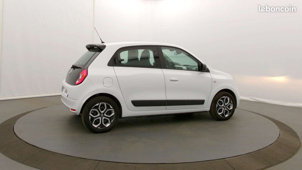 Renault twingo iii sce 65 equilibre (image 11)