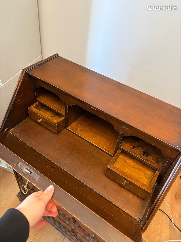 Bureau ancien avec rangement (image 3)
