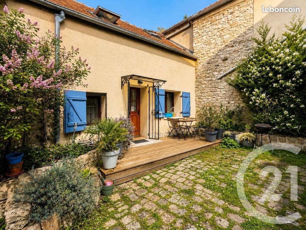 Maison 3 pièces 30 m² · à Ermenonville · 30 m² · 135 000 €