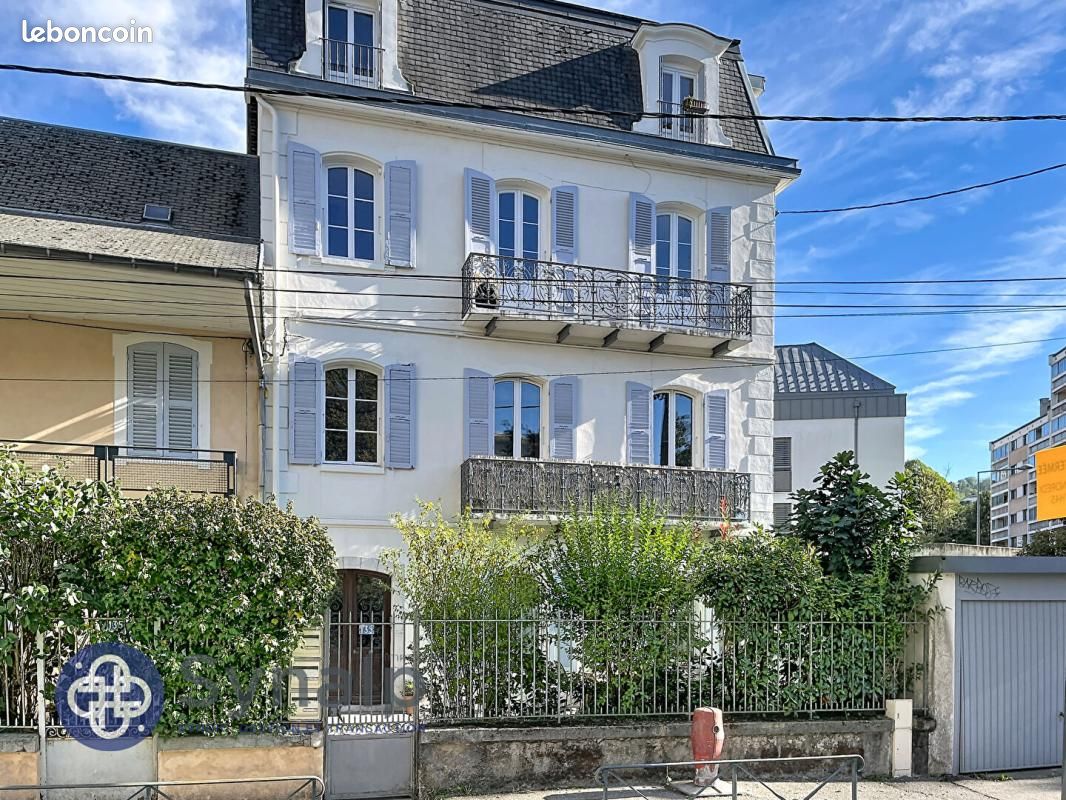 Appartement 6 pièces 142 m² · à Chambéry · 142 m² · 400 000 €