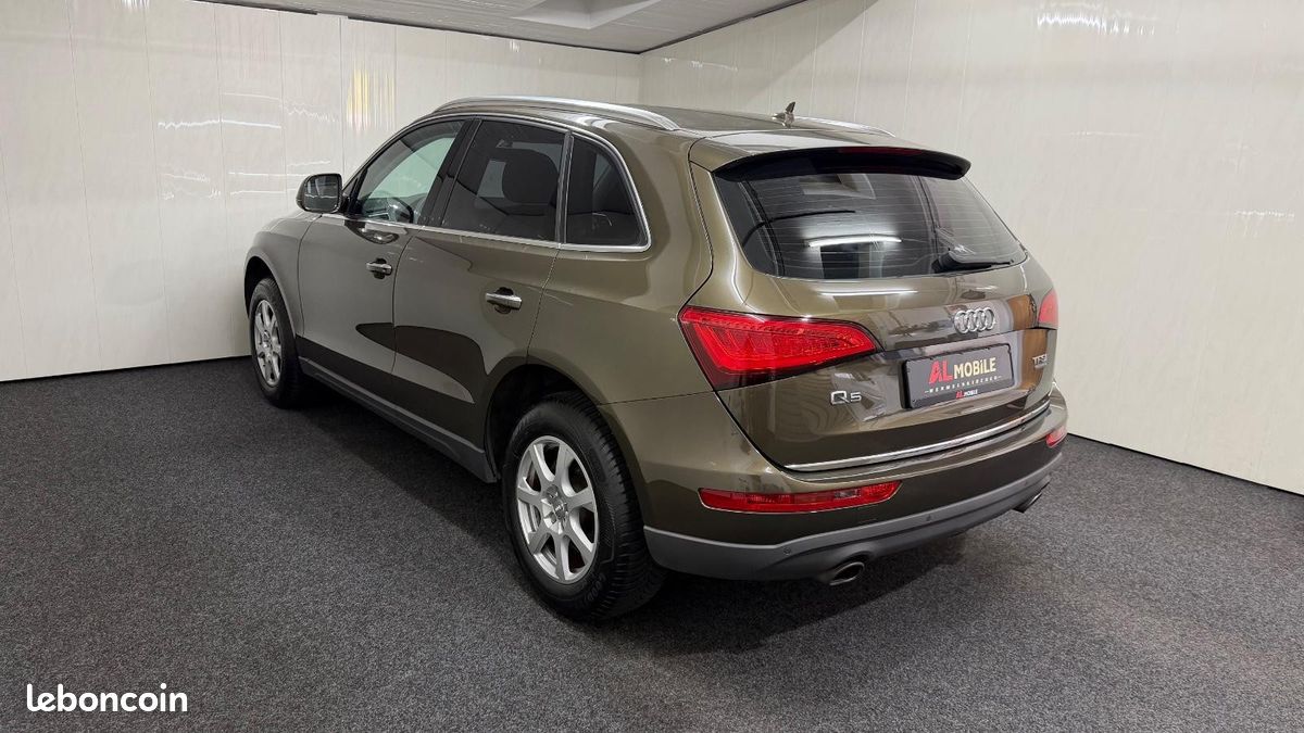Audi Q5 2.0 TFSI Quattro 179Ch- Siege sport alcantara-ordinateur de bord- Jantes alliage (image 5)