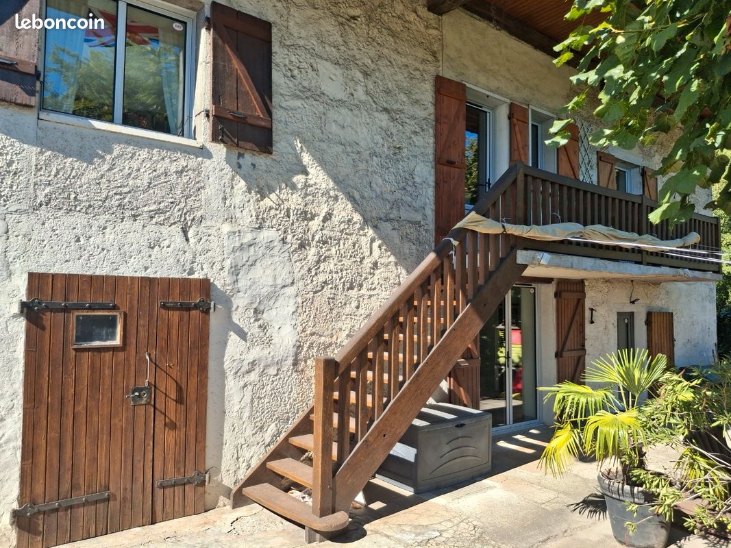 Maison 6 pièces 149 m² · à La Ravoire · 149 m² · 420 000 €