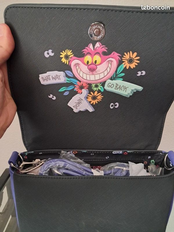 Sac à main Loungefly Disney Alice au pays des merveilles Chat du