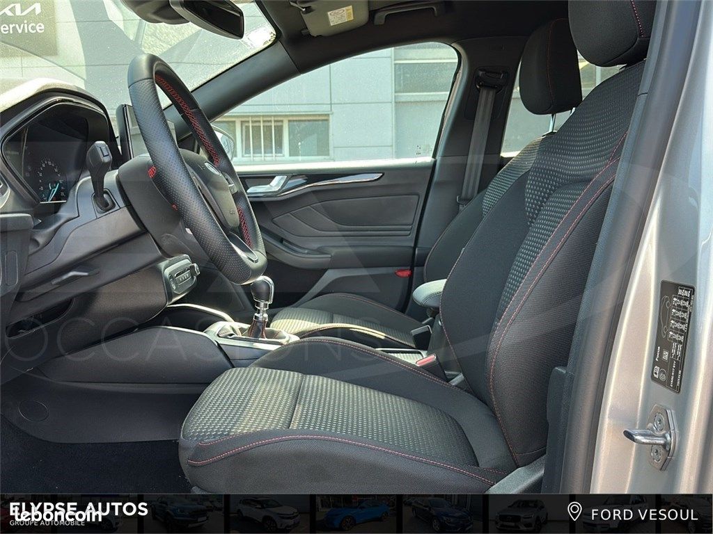 Ford Focus IV 1.0 ECOBOOST 125 S&S MHEV ST-Line X (image 9)