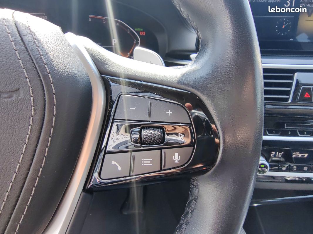BMW Série 5 TOURING (G31) 530D XDRIVE 265 LUXURY TOIT PANO - GARANTIE 12 MOIS (image 24)