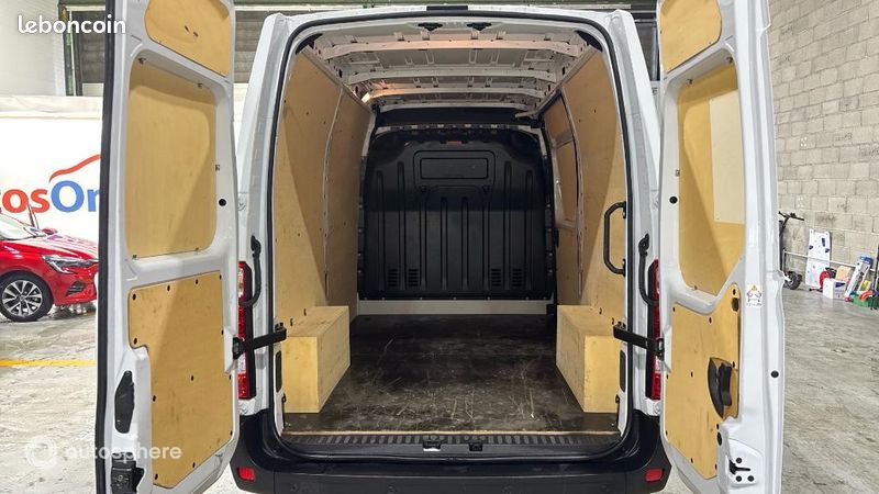 Renault Master Véhicule utilitaire ou Société F3500 L2H2 2.3 Blue dCi 135ch Confort Euro6E (image 9)