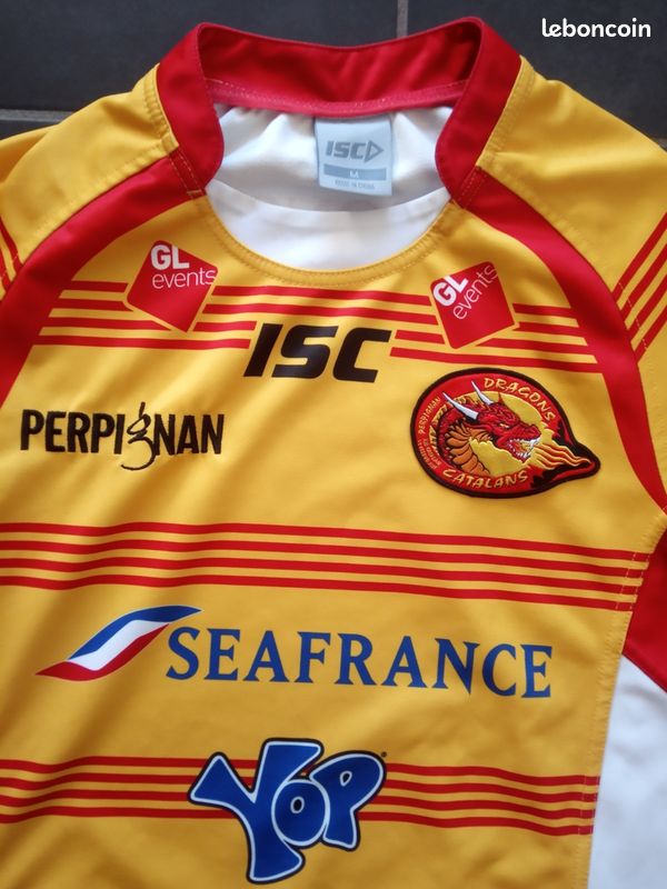 Les Dragons Catalans dévoilent leurs nouveaux maillots pour 2024 - ICI