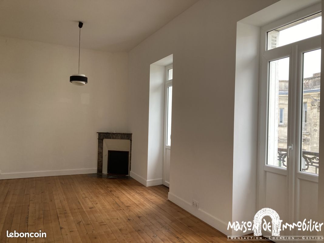Appartement 3 pièces 56 m² · à Cognac · 56 m² · 585 €