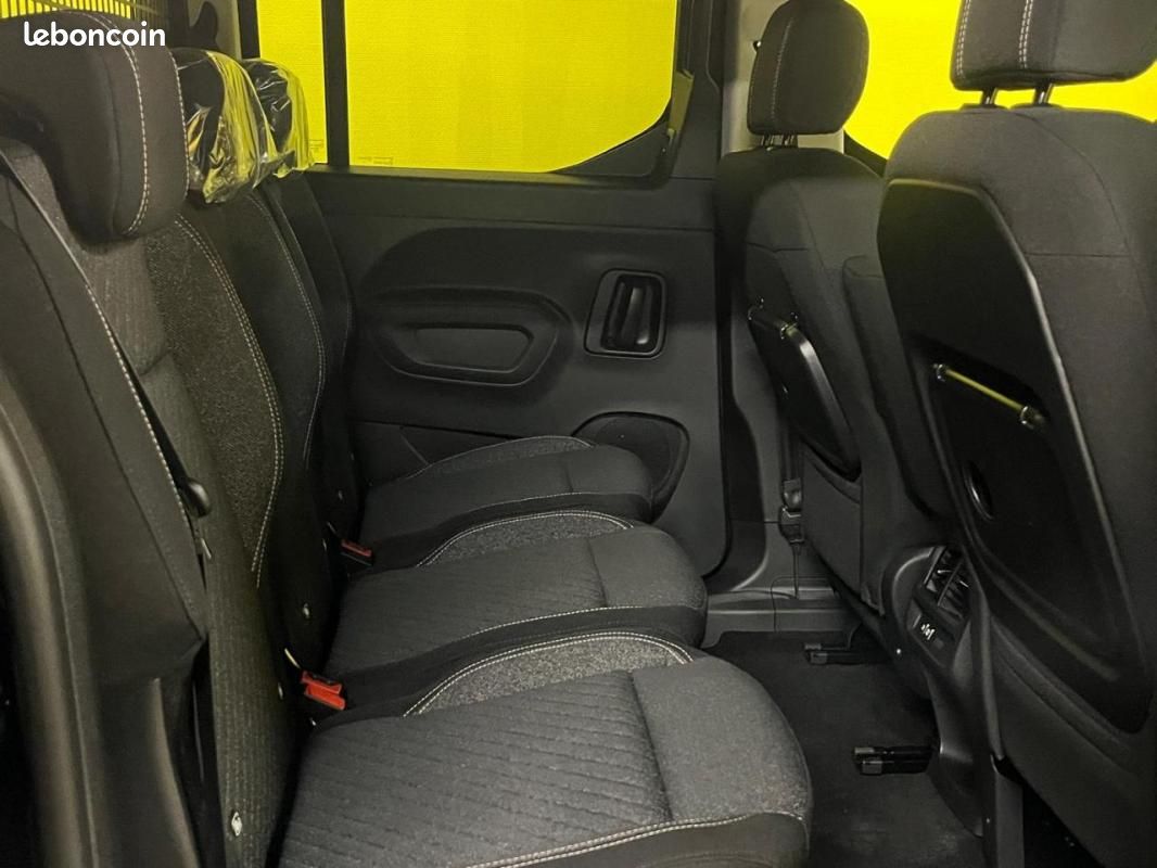 Peugeot Rifter 1.5 BLUEHDI 130CV EAT8 Allure N1 / EN STOCK SANS MALUS (image 4)